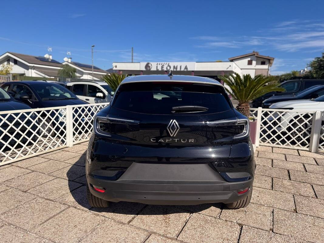 Renault Captur 1.2 eco-g Techno 120cv chilometri zero - foto 5 di 21
