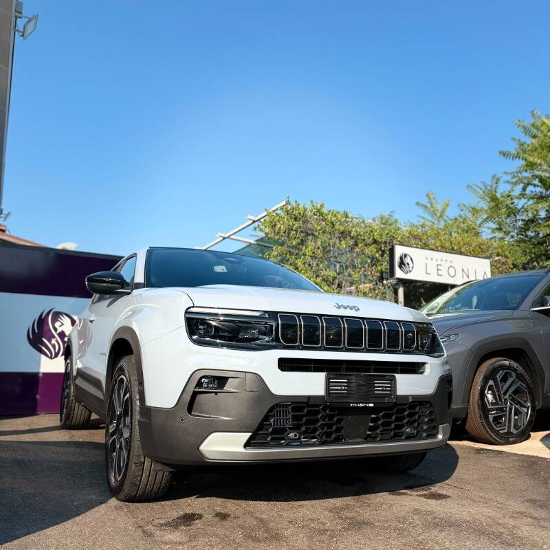 Jeep Avenger 1.2 t. e-hybr.mhev Summit fwd 110cv edct6 TETTO APRIBILE, del 2026, in vendita a Frascati (RM)