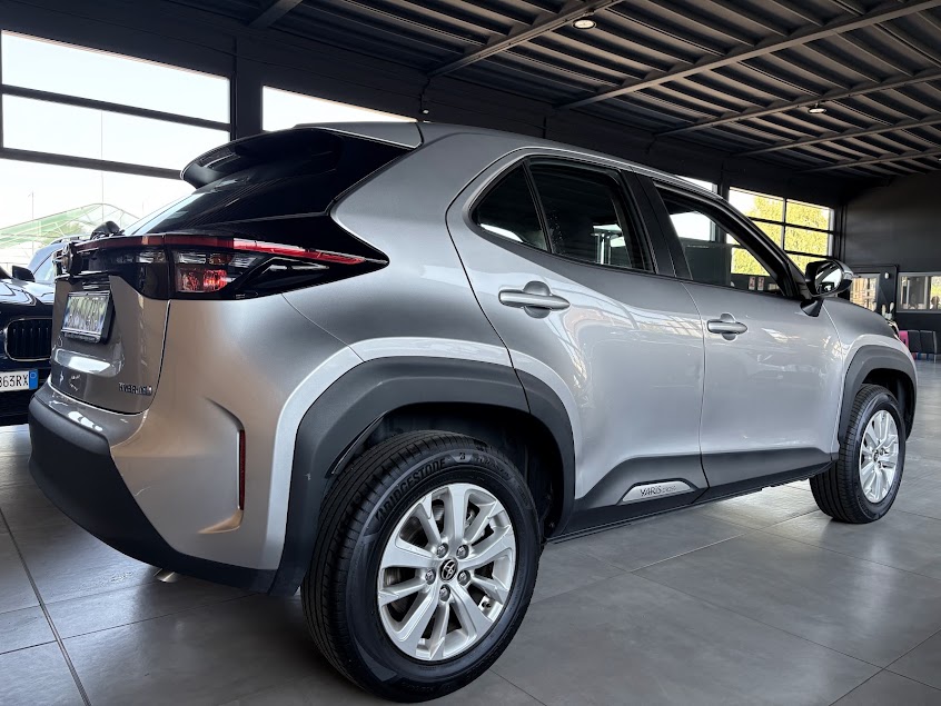Toyota Yaris Cross 1.5hybrid Active e-cvt - foto 4 di 4