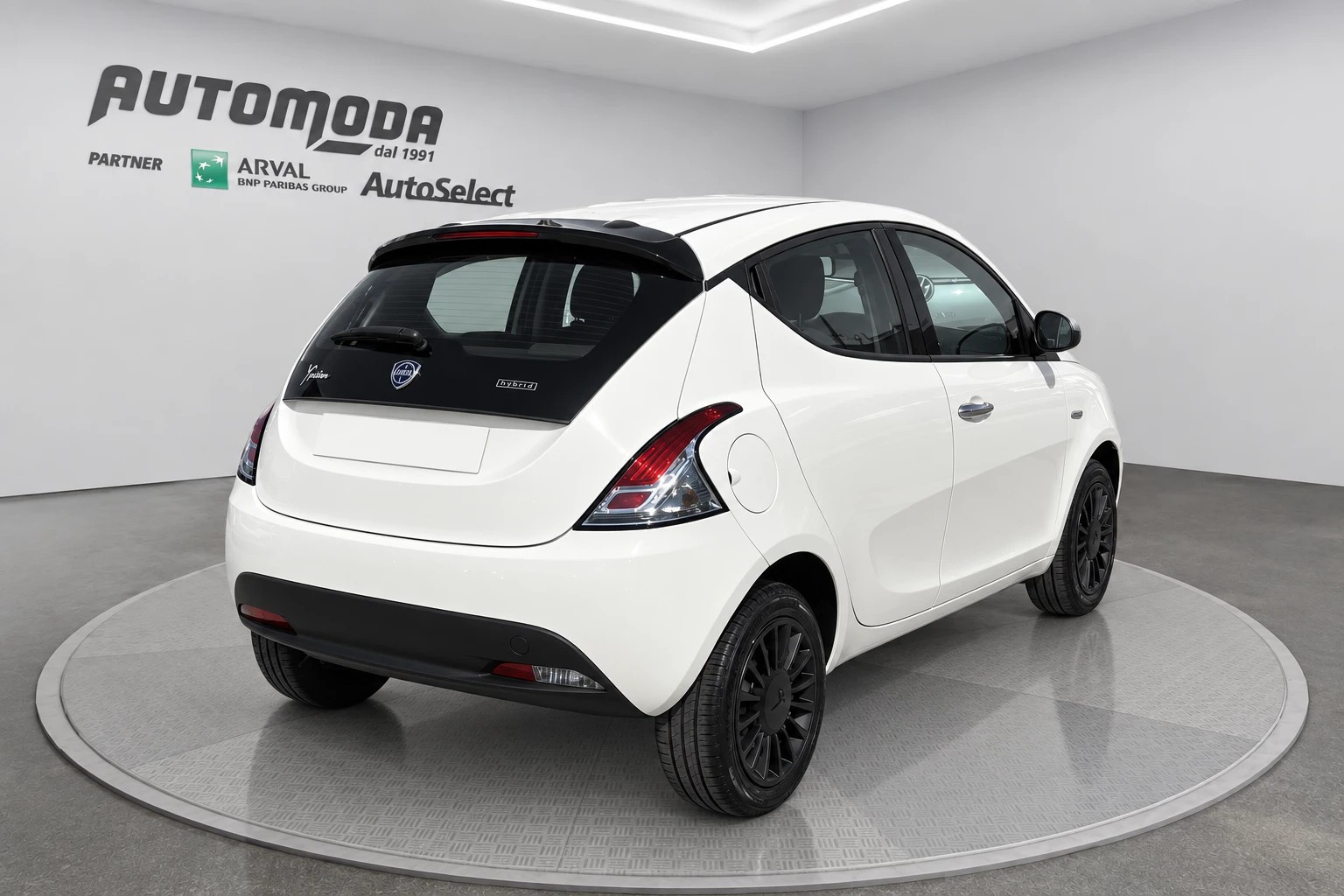 Lancia Ypsilon HYBRID SILVER - foto 4 di 4