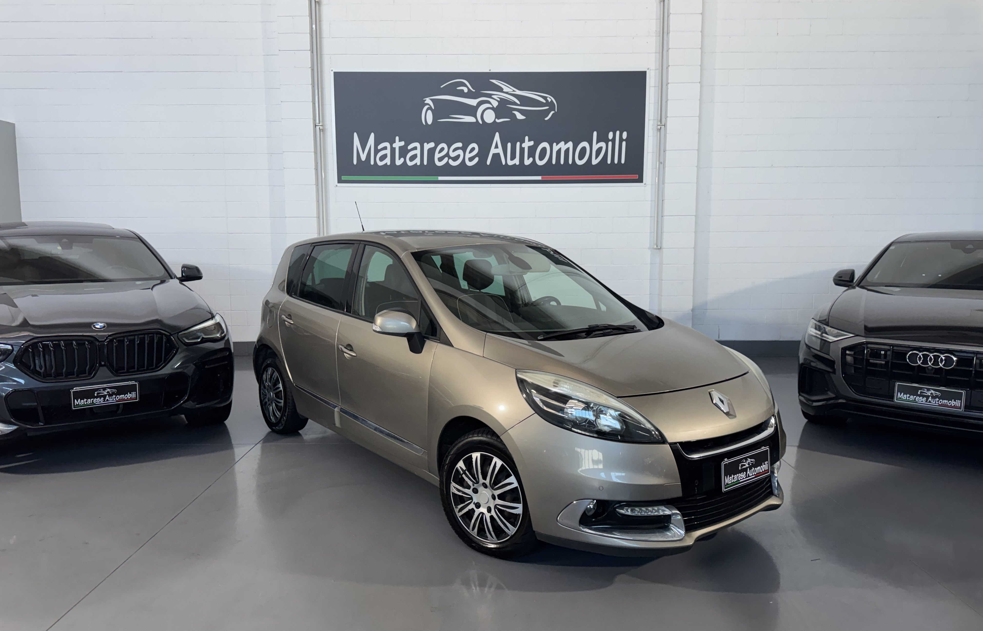 Renault Scenic Xmod DCI 1.5cc 110cv Navi+Bluetooth OK NEOPATENTATI - foto 4 di 4