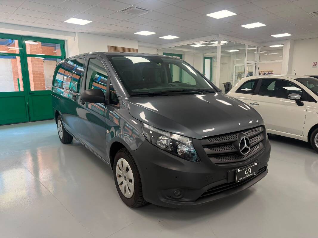 Mercedes-Benz, del 2017, in vendita a Novara (NO)