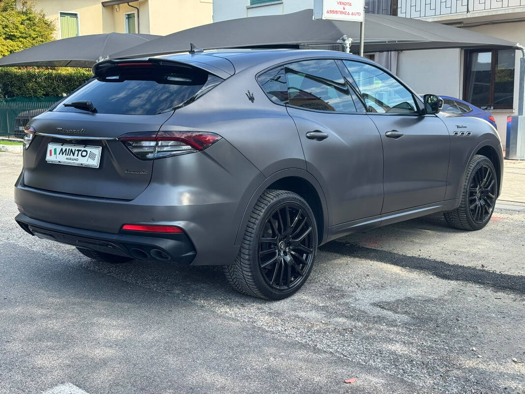 Maserati Levante 3.0 V6 Modena 350cv auto - foto 4 di 29
