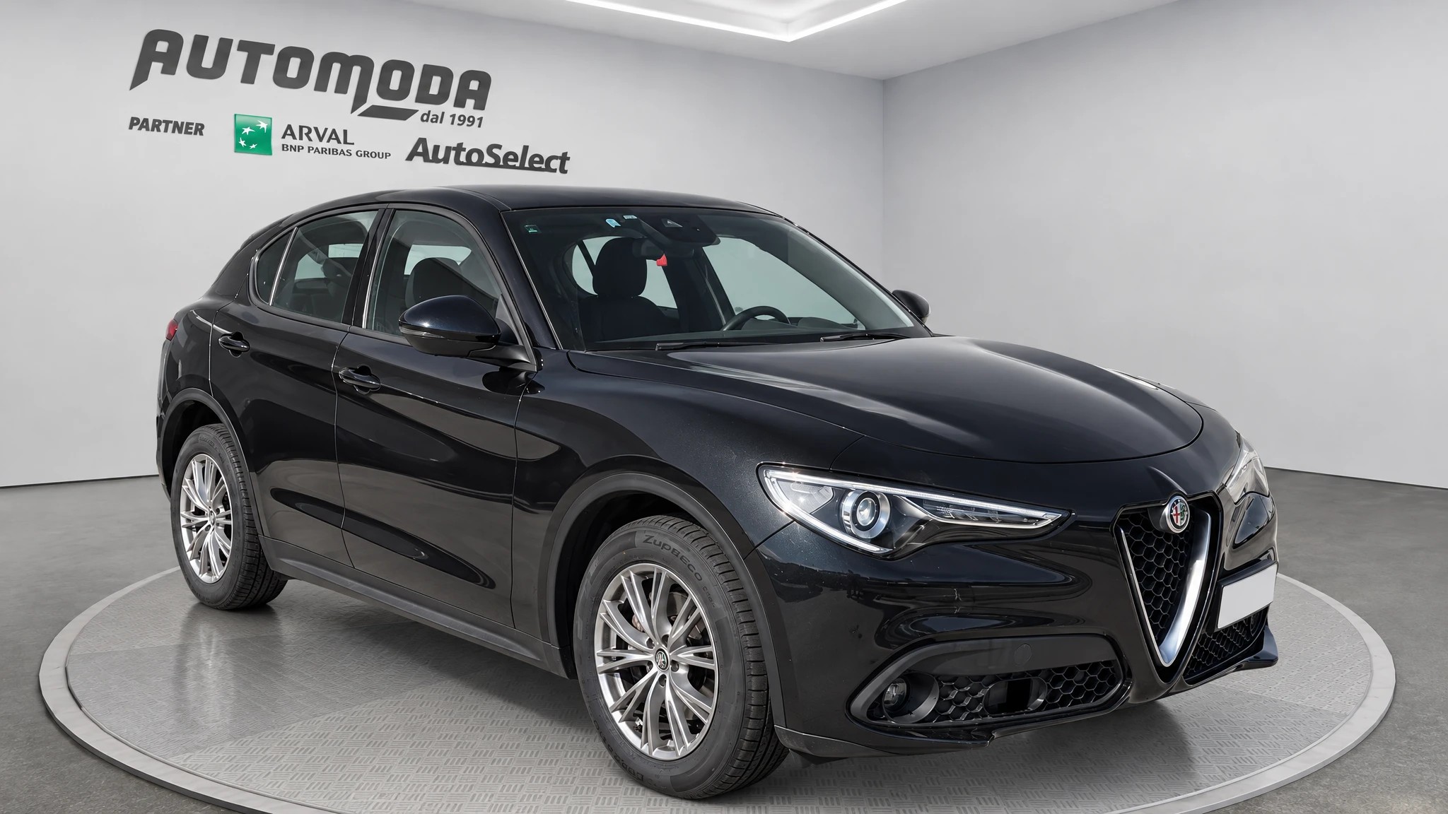 Alfa Romeo Stelvio 2.2 t Super Business rwd 160cv auto - foto 2 di 4
