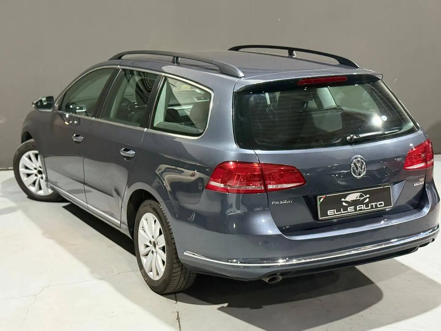 Volkswagen Passat Variant 1.6 tdi Comfortline - foto 3 di 4