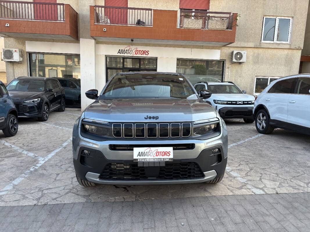 Jeep Avenger Avenger 1.2 t. e-hybr.mhev Black Edition 110cv - foto 3 di 4