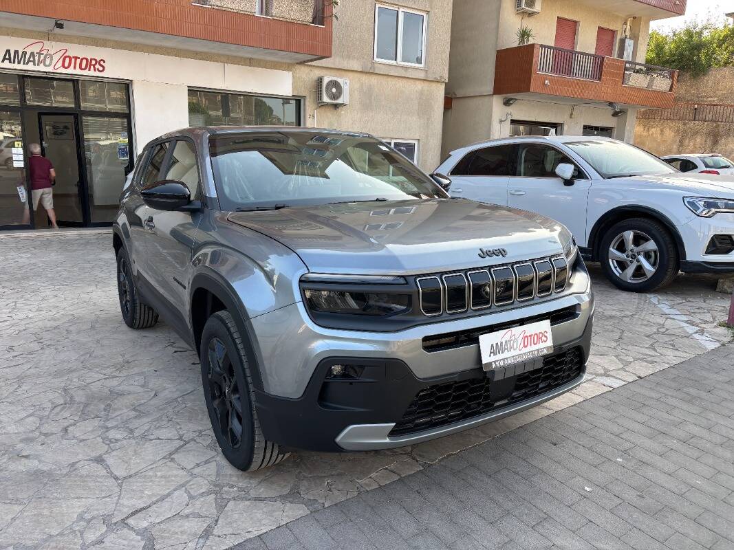 Jeep Avenger Avenger 1.2 t. e-hybr.mhev Black Edition 110cv - foto 4 di 4