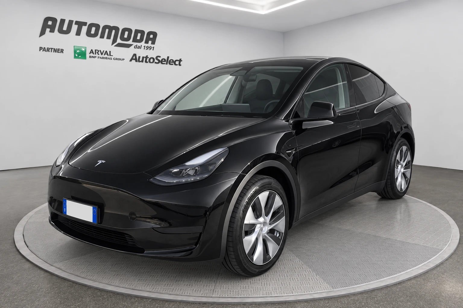 Tesla Model Y 60 kWh RWD, del 2024, 9 km, in vendita a San Miniato (PI)