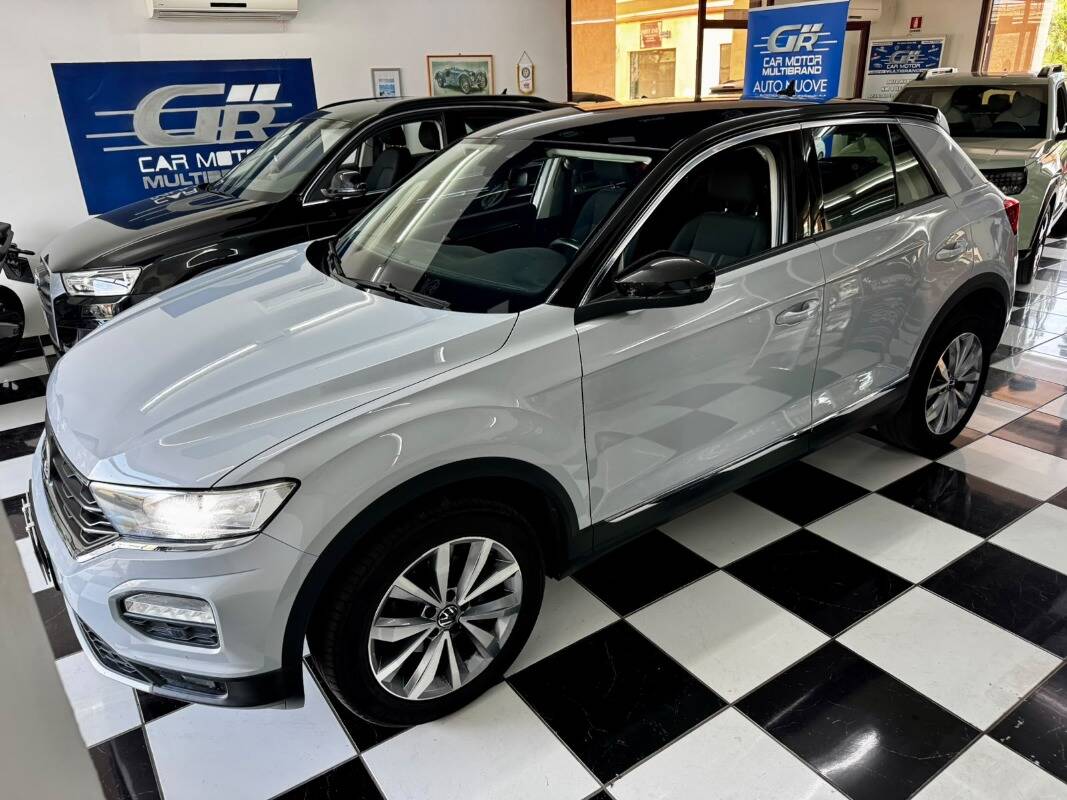 Volkswagen T-Roc 1.0 tsi Style 110cv - foto 3 di 32