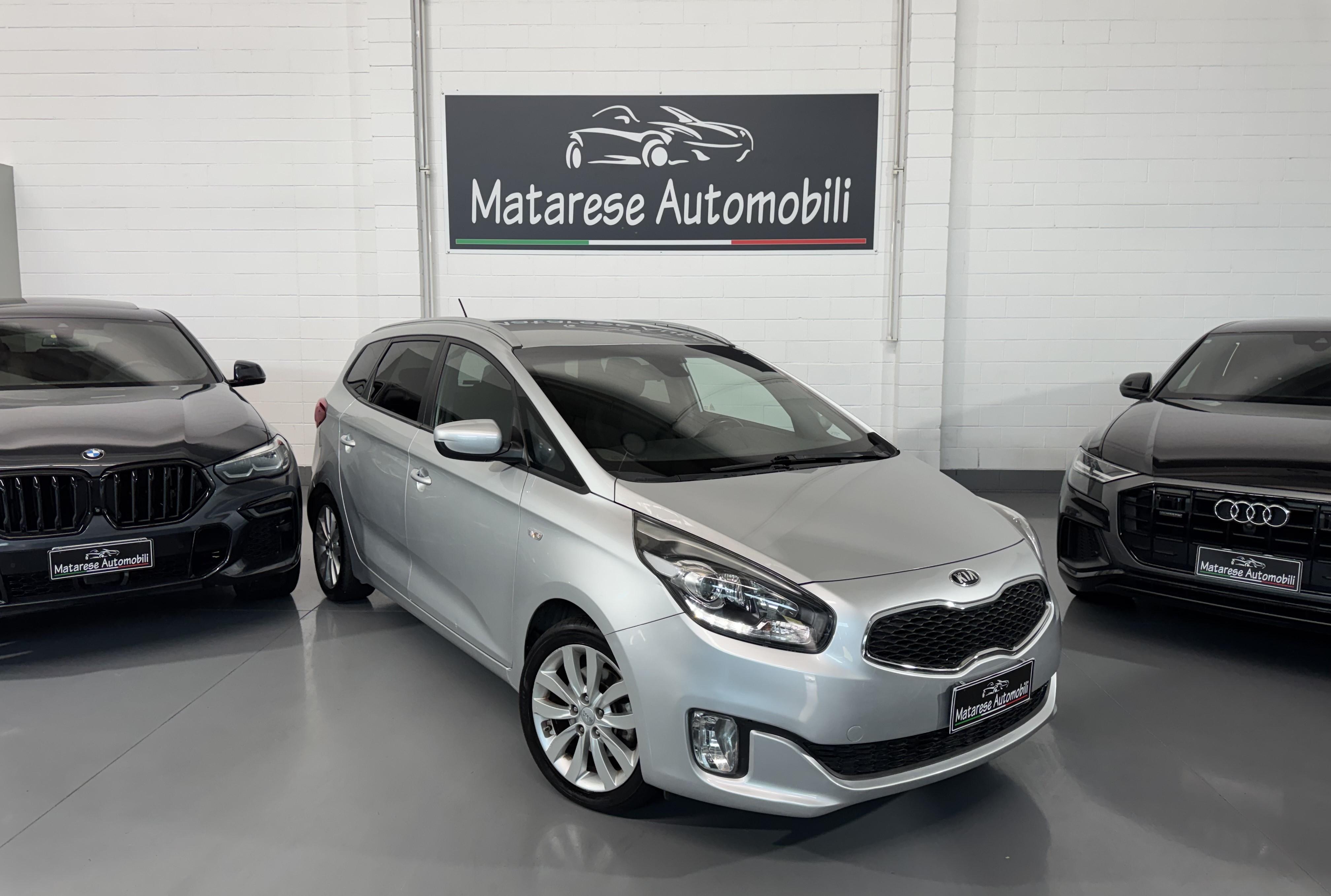 Kia Carens GDI Class 1.6cc 135cv Clima+Bluetooth OK Neopatentati - foto 4 di 4
