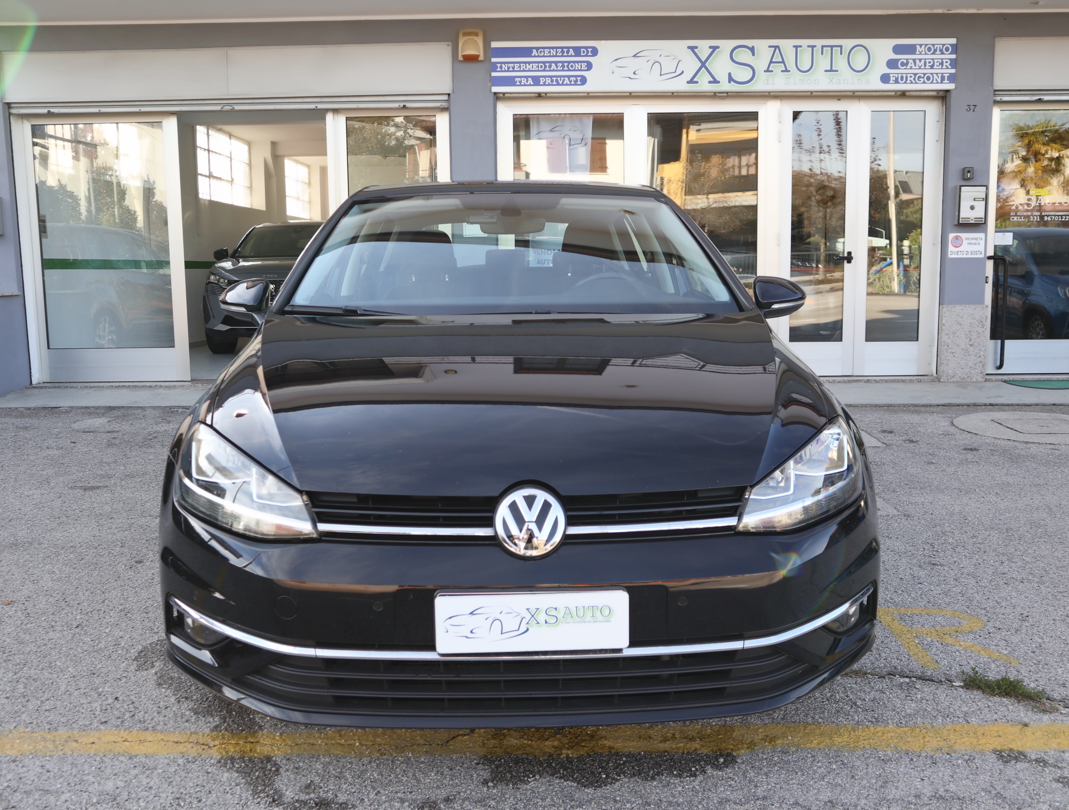 Volkswagen Golf 5p 2.0 tdi Highline 150cv dsg - foto 2 di 4