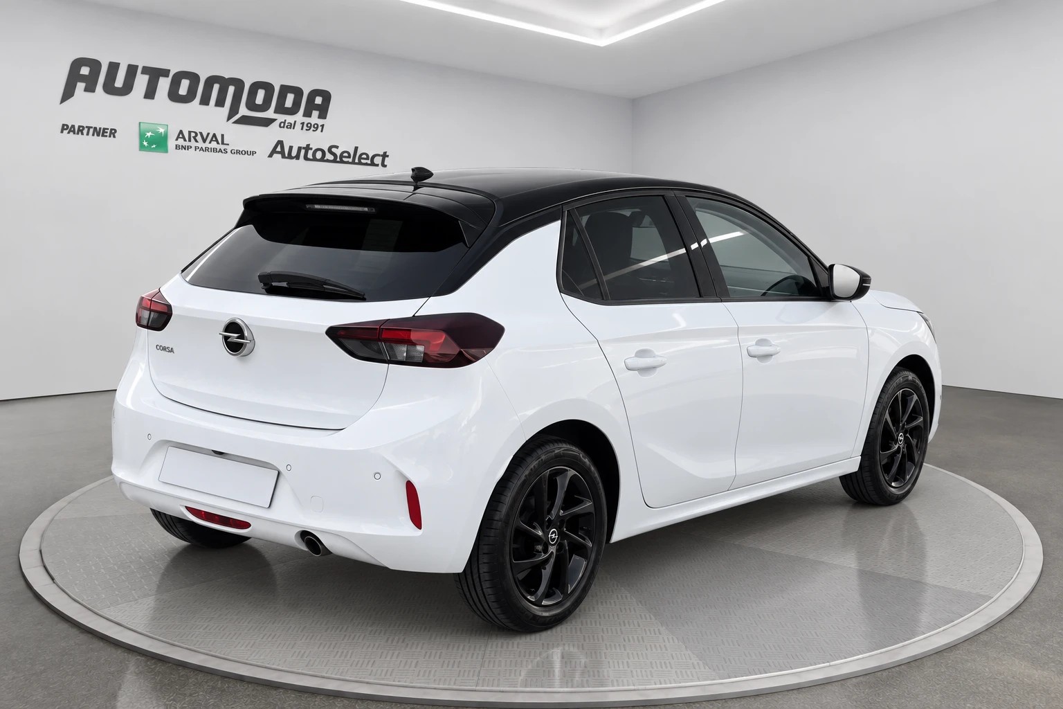 Opel Corsa 1.2 DESIGN E TECH - foto 4 di 4