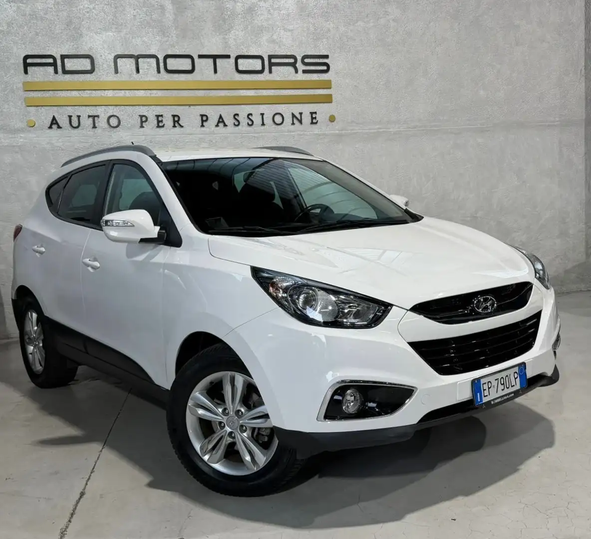 Hyundai iX35 Benzina Neopatentati Navigatore Retrocamera, del 2013, 100.000 km, in vendita a Bareggio (MI)