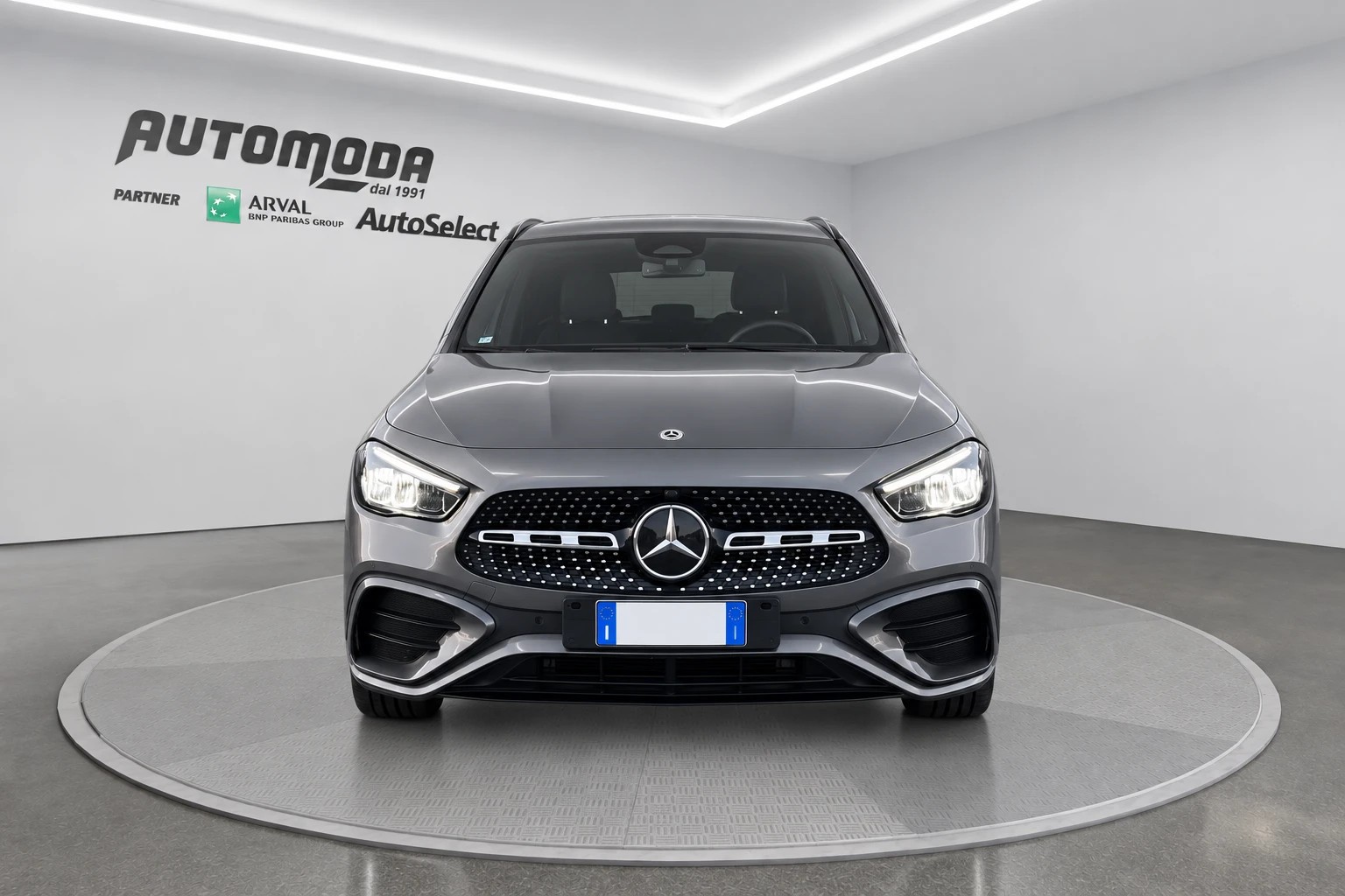 Mercedes-Benz GLA 200 d AMG Line Advanced Plus auto - foto 2 di 4