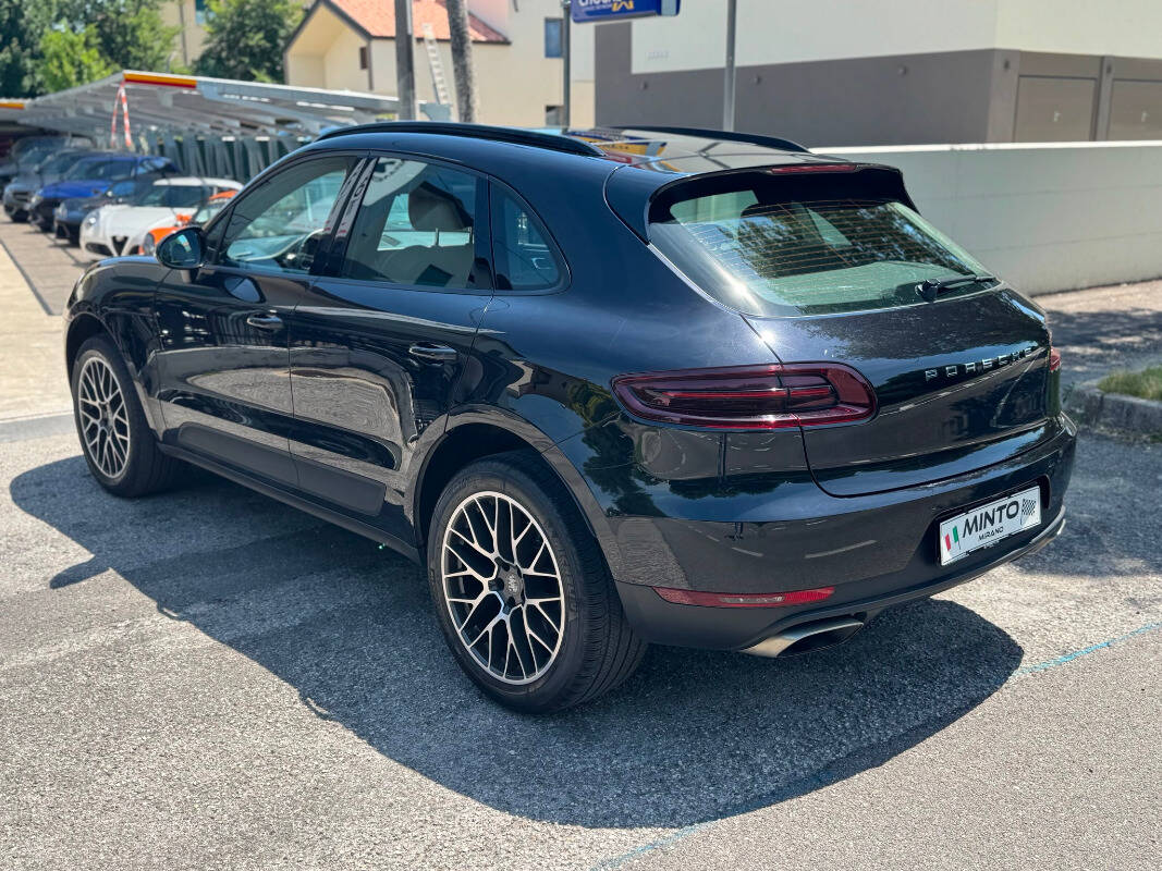 Porsche Macan 2.0 IVA ESPOSTA - foto 2 di 23