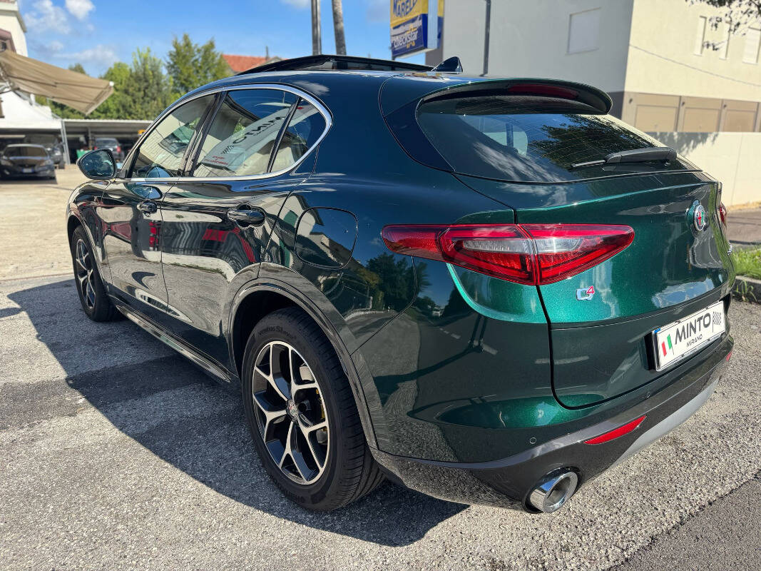 Alfa Romeo Stelvio 2.2 t Ti Q4 210cv auto - foto 2 di 25