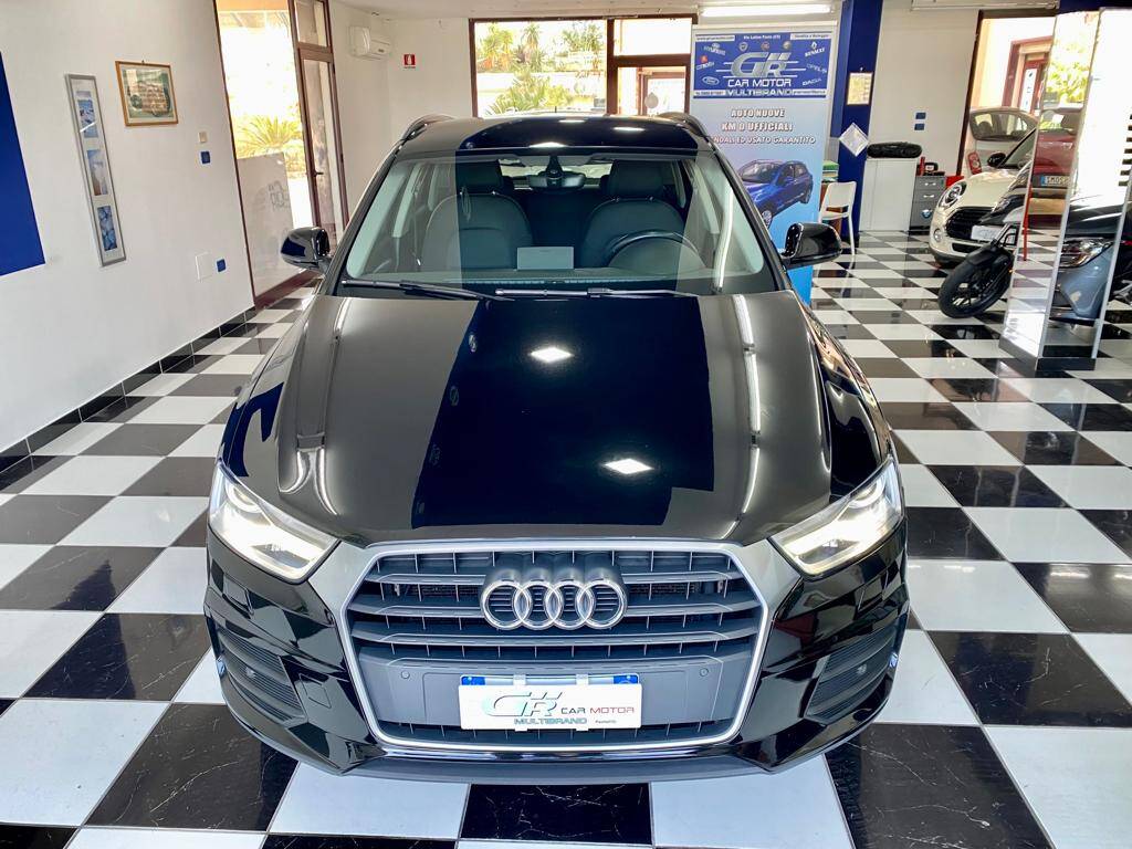 Audi Q3 2.0 tdi Business 150cv s-tronic, del 2018, in vendita a Paola (CS)