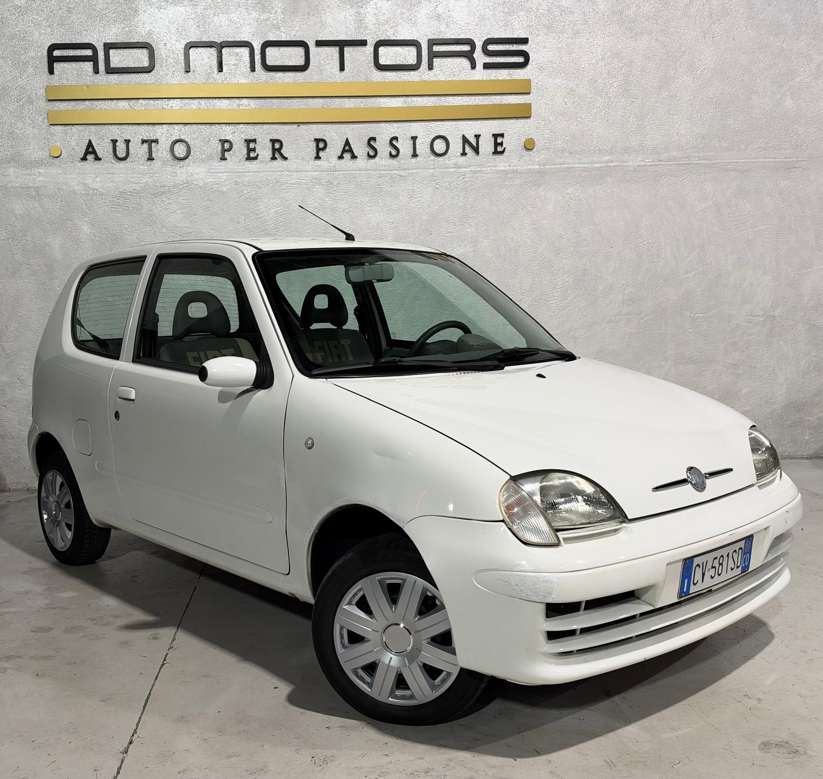 Fiat 600 Benzina Neopatentati, del 2005, 100.000 km, in vendita a Bareggio (MI)