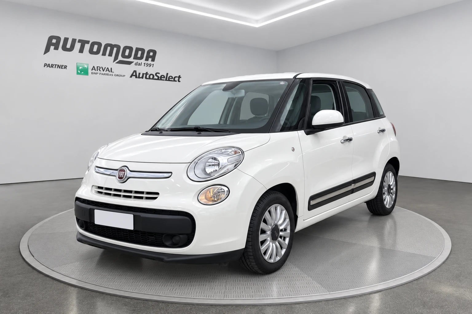Fiat 500L 1.6 Mjt 105cv, del 2014, 123.828 km, in vendita a San Miniato (PI)