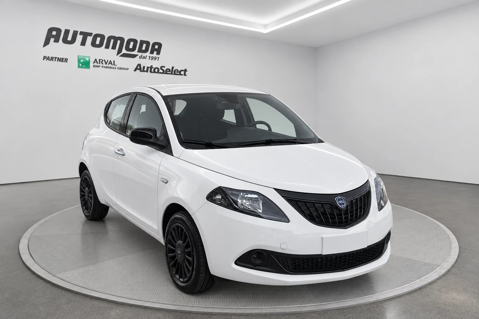 Lancia Ypsilon HYBRID SILVER - foto 3 di 4