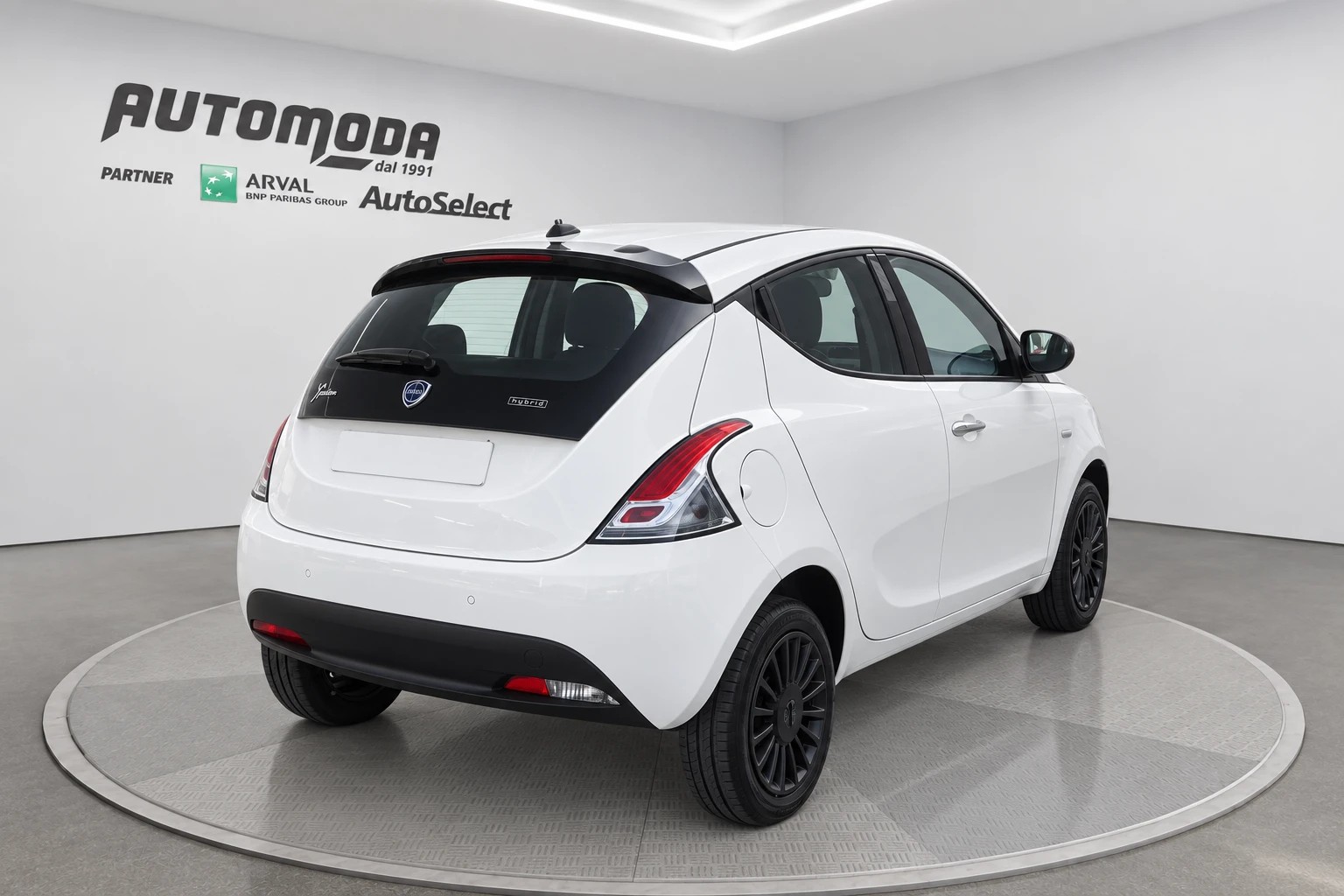 Lancia Ypsilon HYBRID SILVER - foto 4 di 4