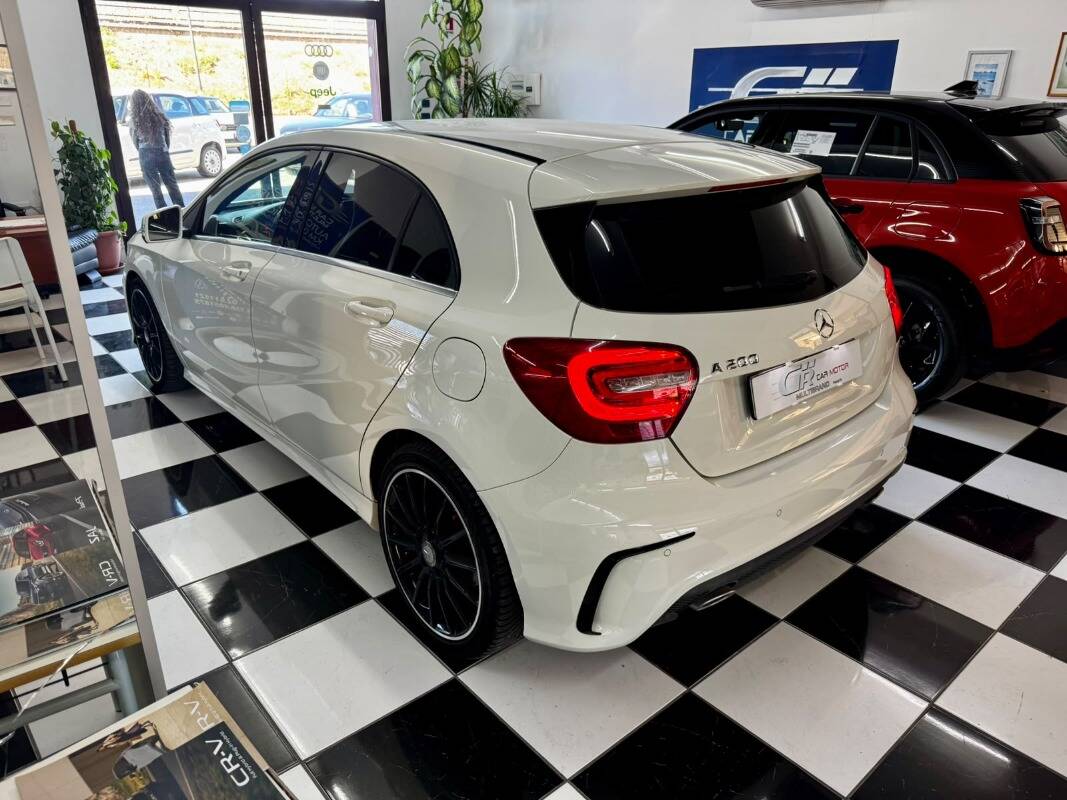 Mercedes-Benz A 200 200 cdi Dark Night edition auto - foto 5 di 32