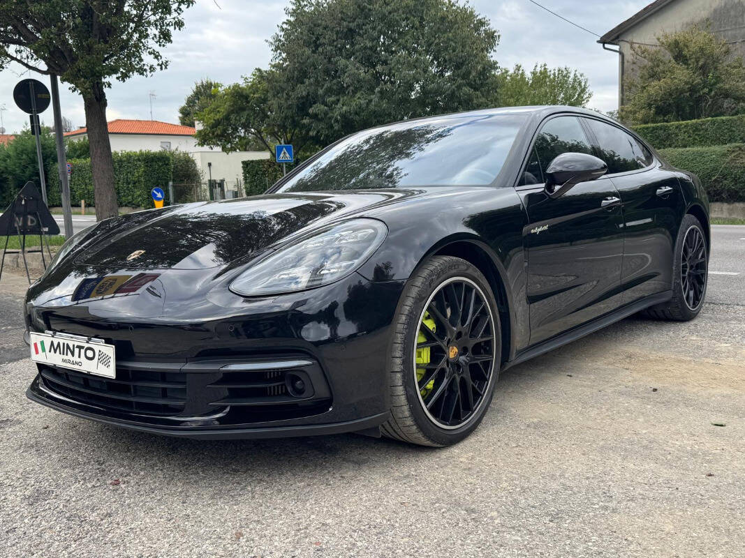Porsche Panamera 2.9 4 e-hybrid auto, del 2017, 130.000 km, in vendita a Mirano (VE)