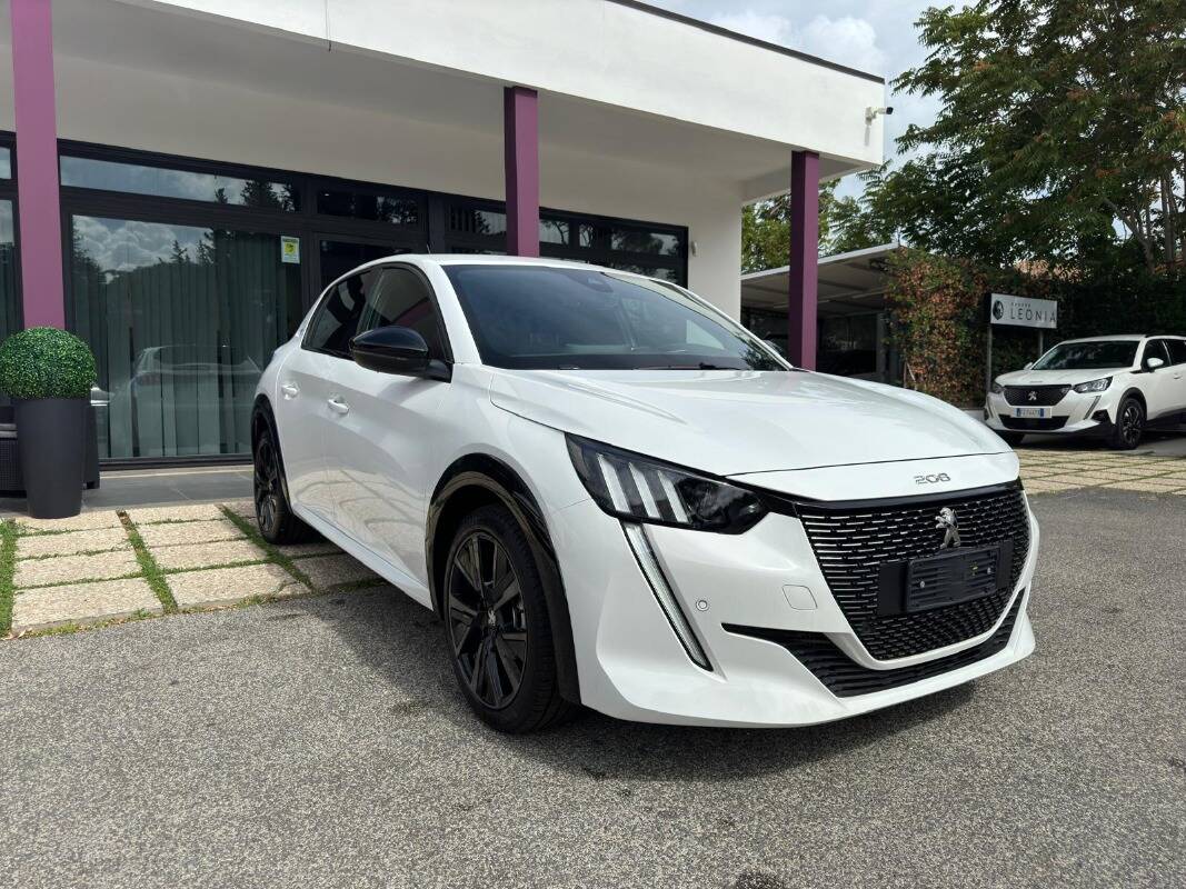 Peugeot 208 1.2 puretech GT s&s 130cv eat8 *GARANZIA 24 MESI*, del 2022, 61.000 km, in vendita a Frascati (RM)