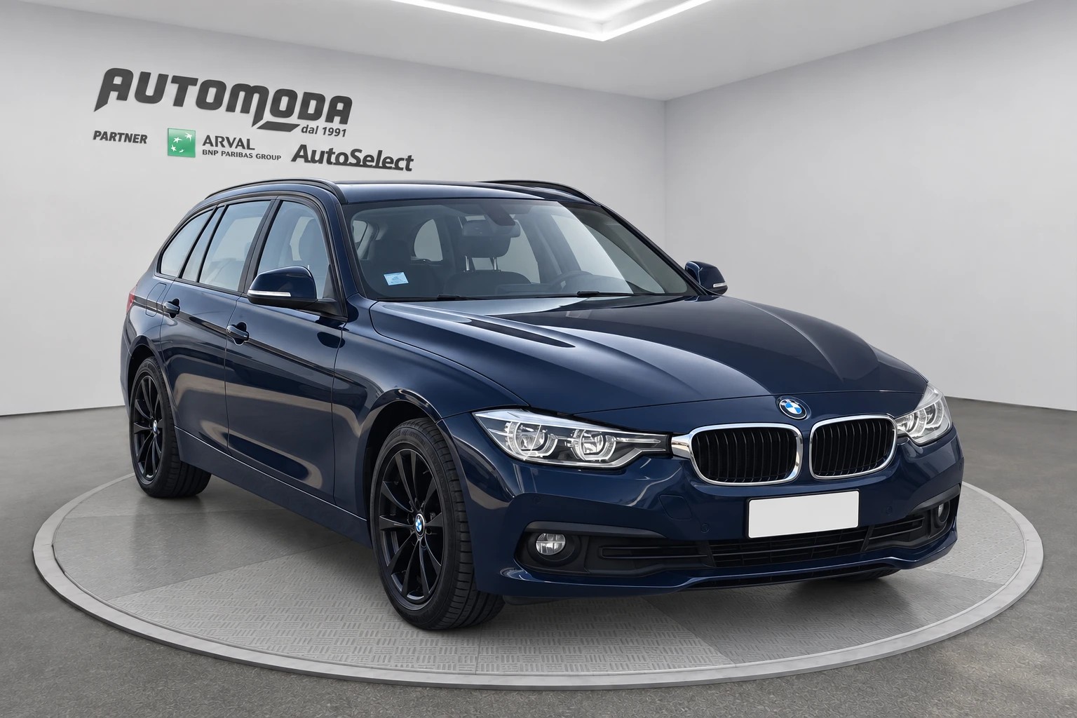 BMW 318 d Touring 150CV - foto 3 di 4