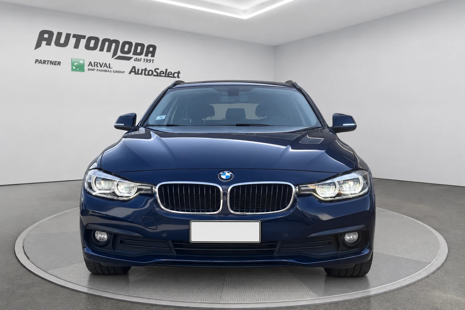 BMW 318 d Touring 150CV - foto 2 di 4