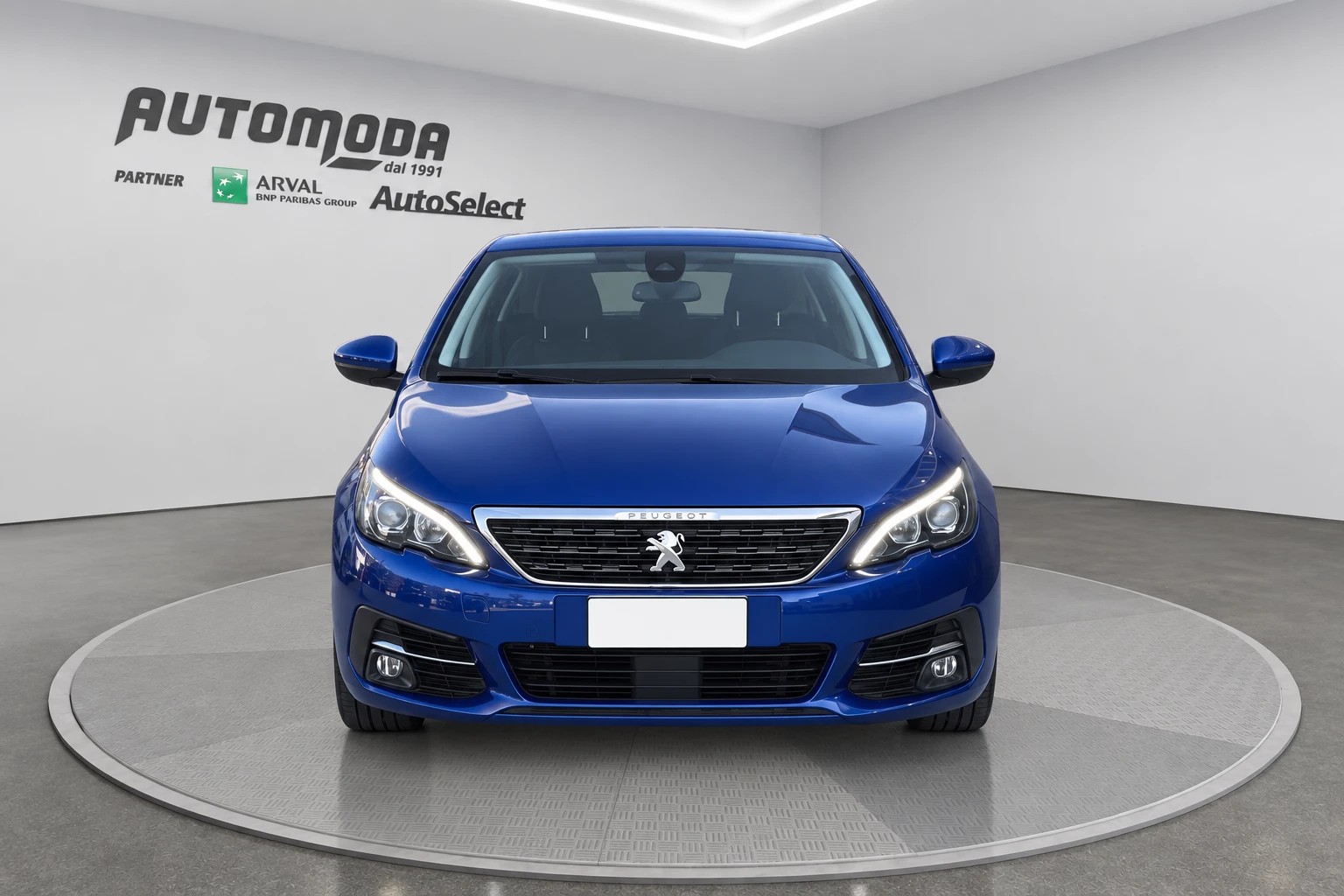 Peugeot 308 1.5 BlueHDi 130CV - foto 2 di 4