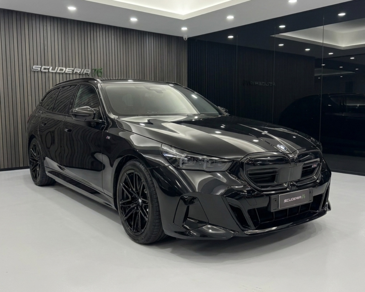 BMW M5 Touring 727cv auto - foto 4 di 4