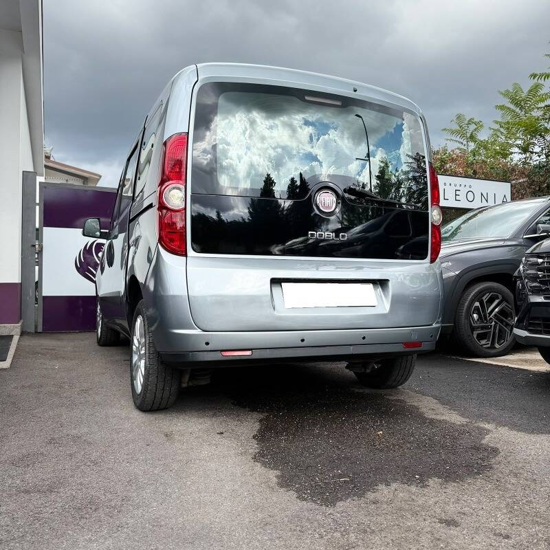 Fiat Doblo 1.6 mjt 16v MyLife 90cv - foto 4 di 14