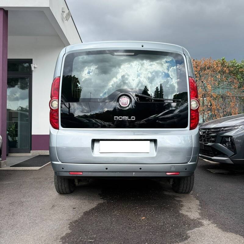 Fiat Doblo 1.6 mjt 16v MyLife 90cv - foto 5 di 14