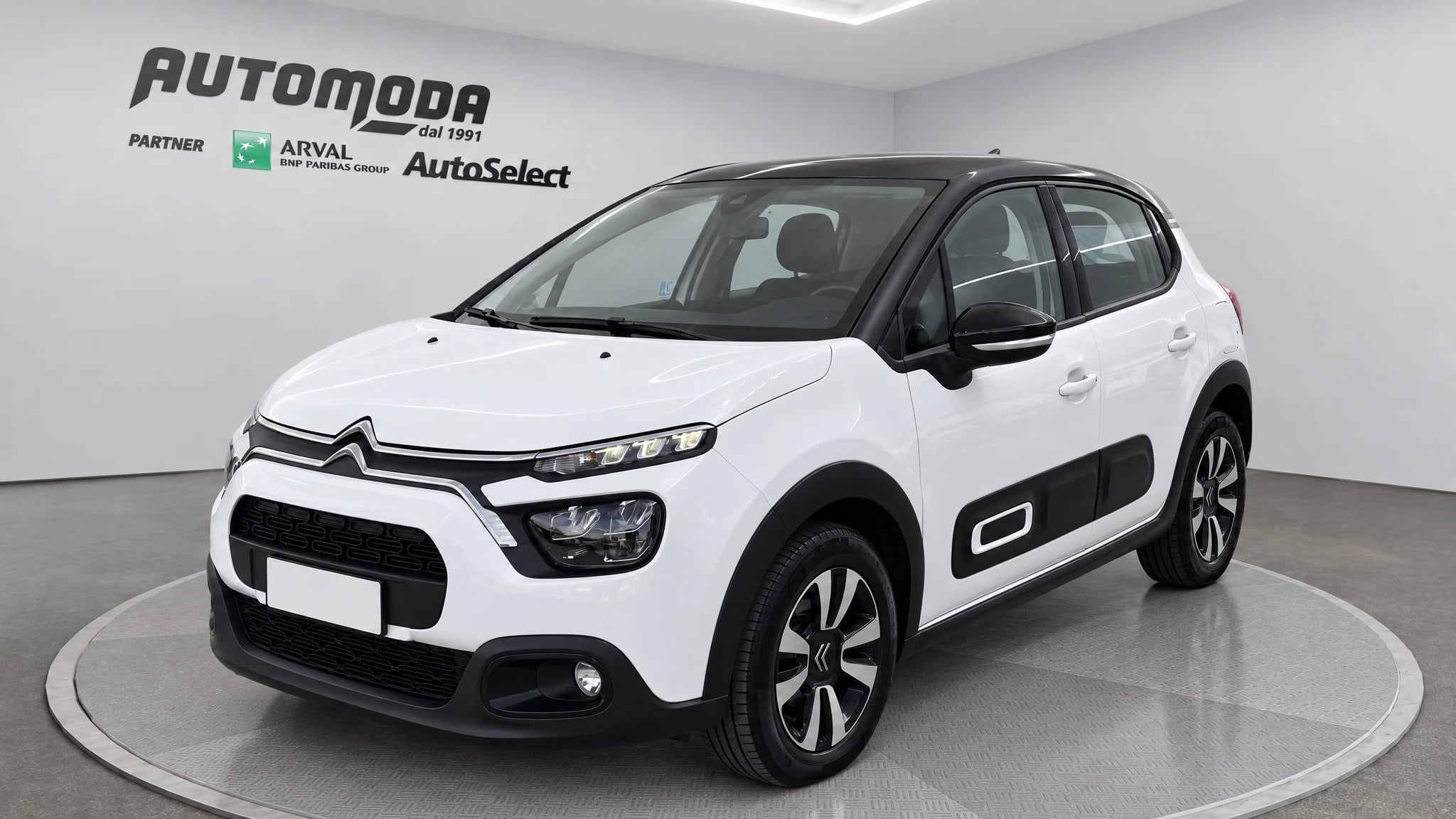 Citroen C3 1.5 bluehdi Shine s&s 100cv my20, del 2020, 136.287 km, in vendita a San Miniato (PI)