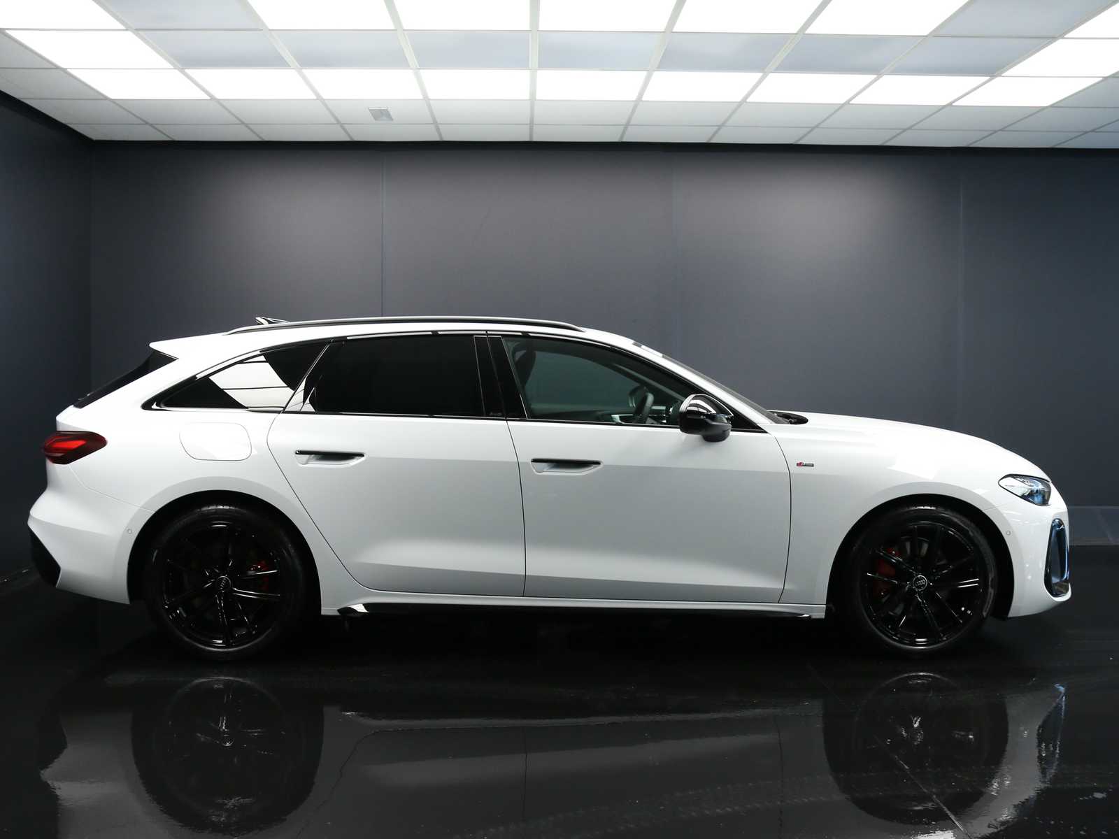 Audi A5 Avant 2.0 tdi mhev+ S line edition 204cv s-tronic - foto 4 di 4