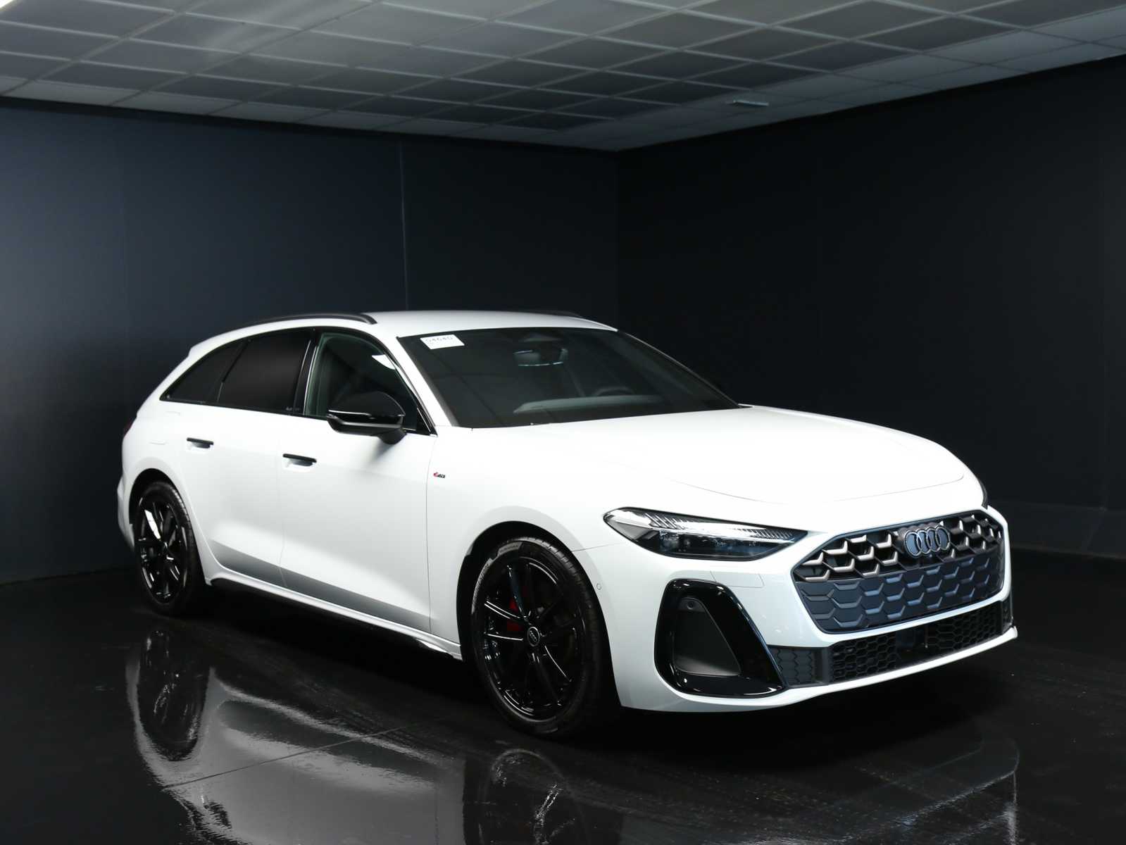 Audi A5 Avant 2.0 tdi mhev+ S line edition 204cv s-tronic - foto 3 di 4