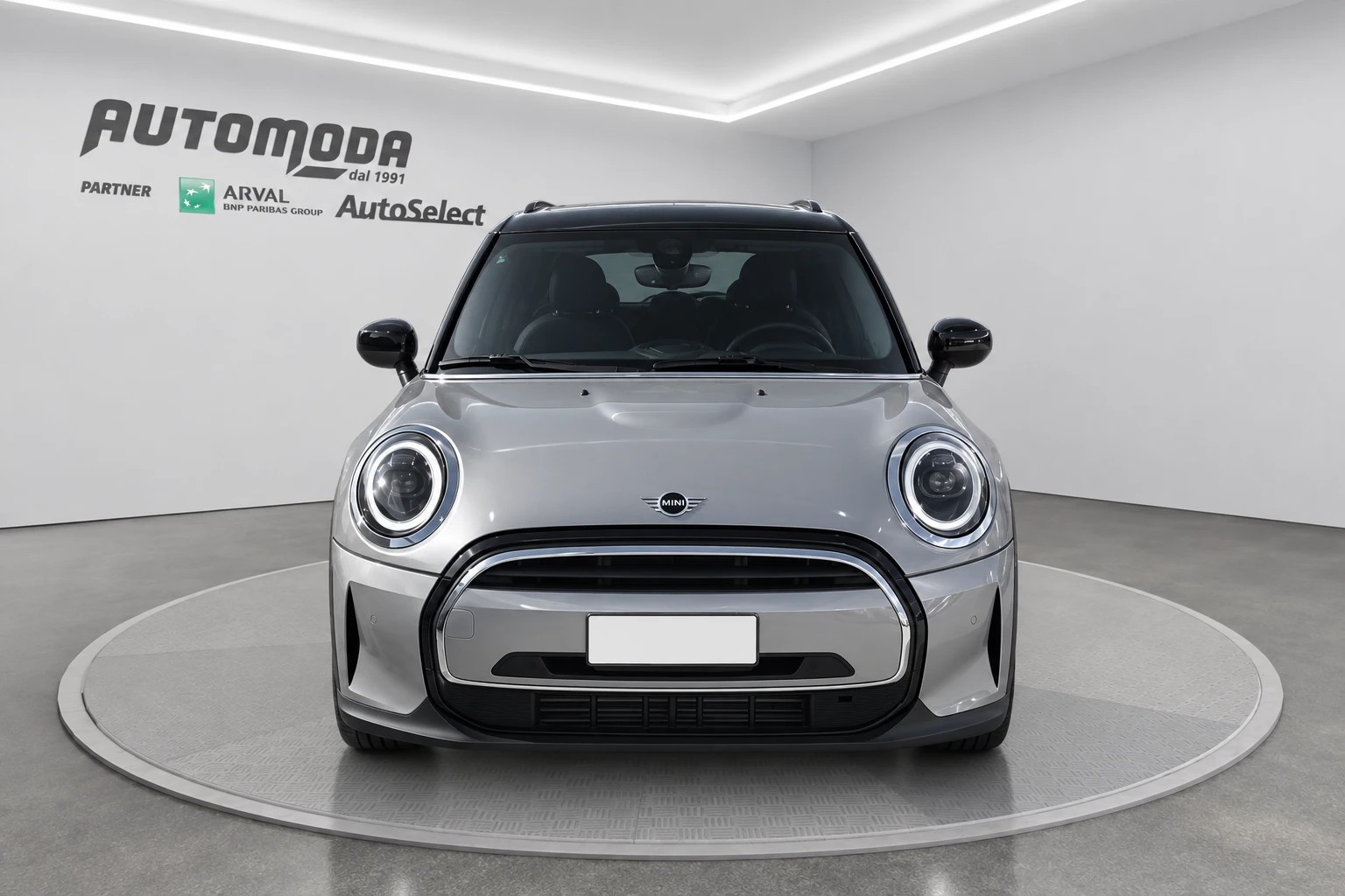 MINI Cooper 5P Yours AUTO KM ZERO - foto 2 di 4