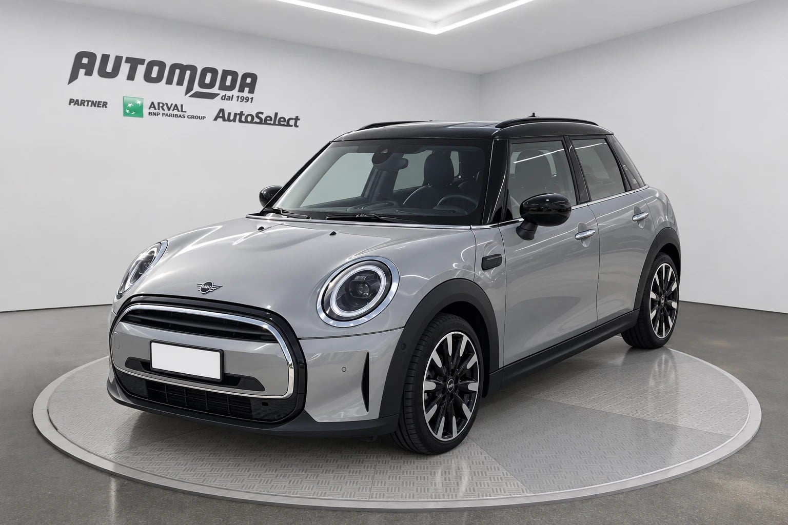 MINI Cooper 5P Yours AUTO KM ZERO, del 2023, 27 km, in vendita a San Miniato (PI)
