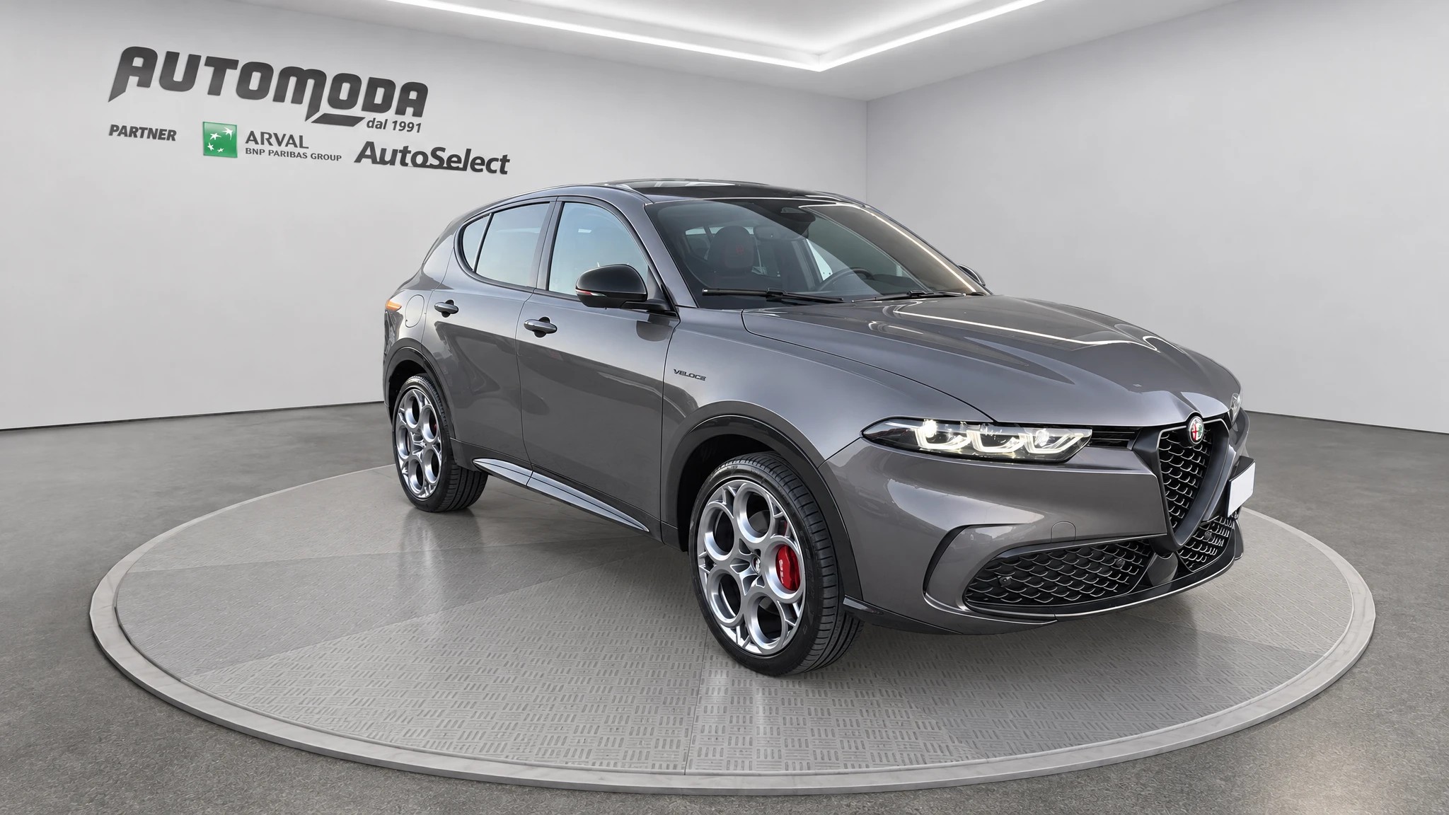 Alfa Romeo Tonale 1.3 phev Veloce Q4 280cv at6 - foto 2 di 4