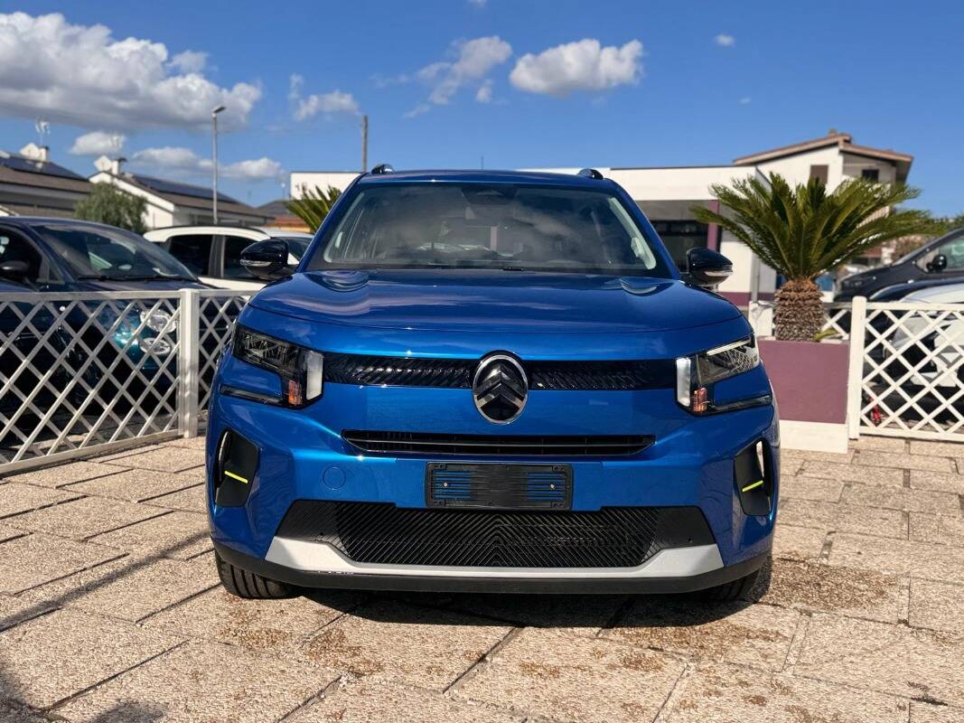 Citroen C3 1.2 hybrid Plus 110cv edcs6 CHILOMETRI ZERO - foto 2 di 21