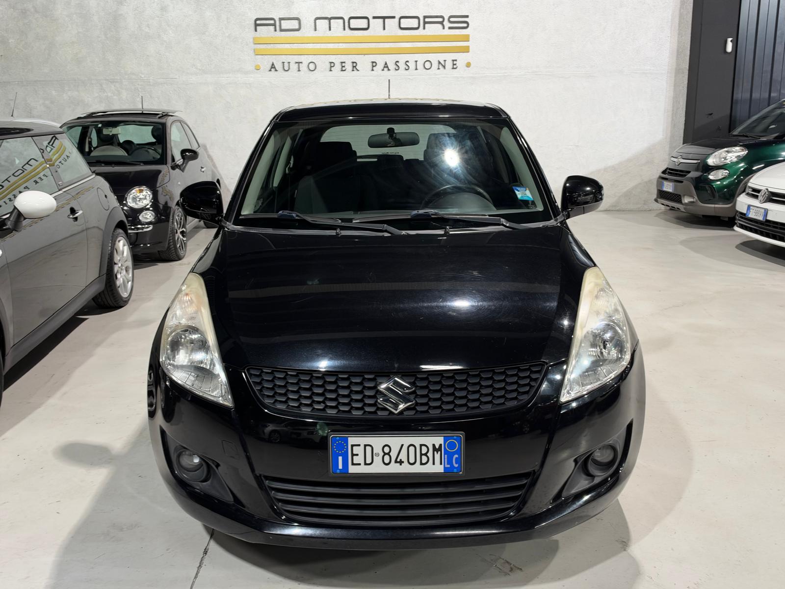 Suzuki Swift 4x4 Benzina Neopatentati - foto 2 di 4