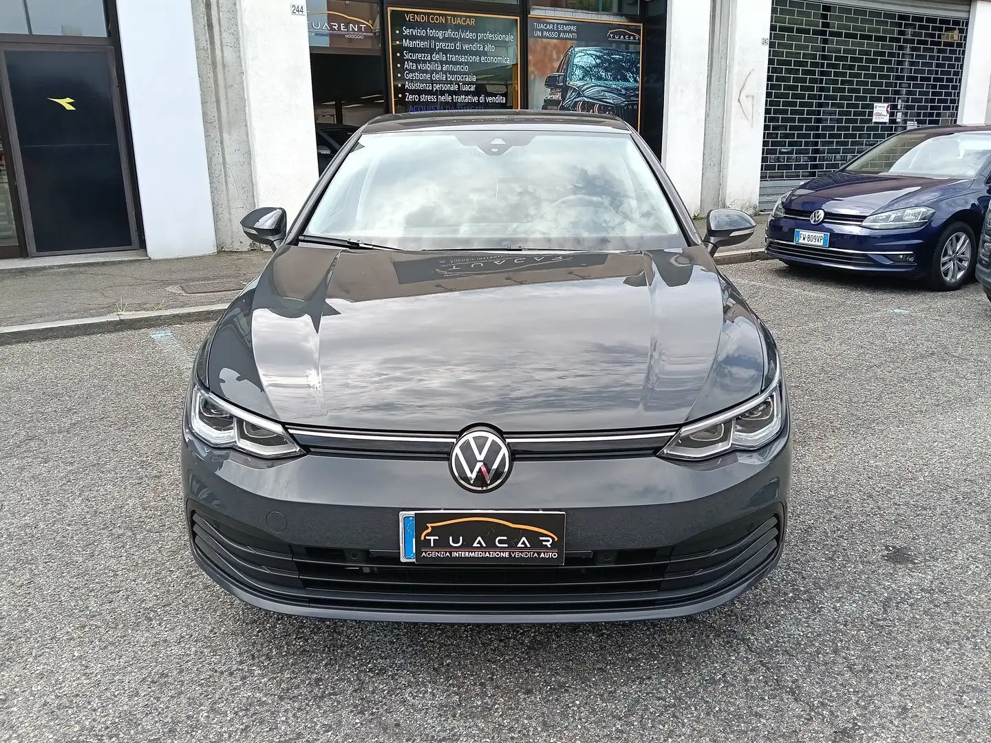 Volkswagen Golf 1.5 tsi evo Life 130cv - foto 2 di 3
