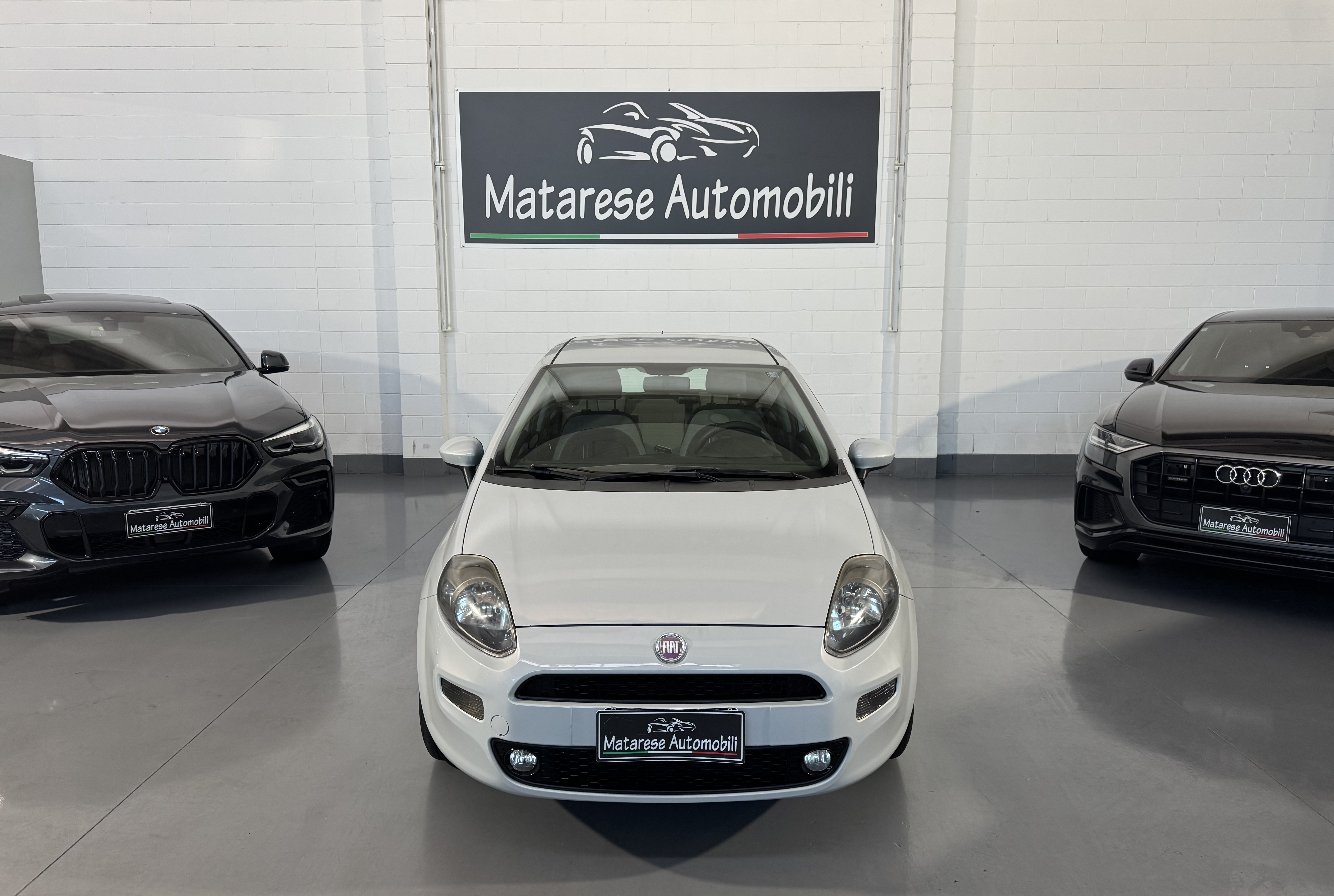 Fiat Punto 5p GPL 1.4cc 77cv OK Neopatentati - foto 2 di 4