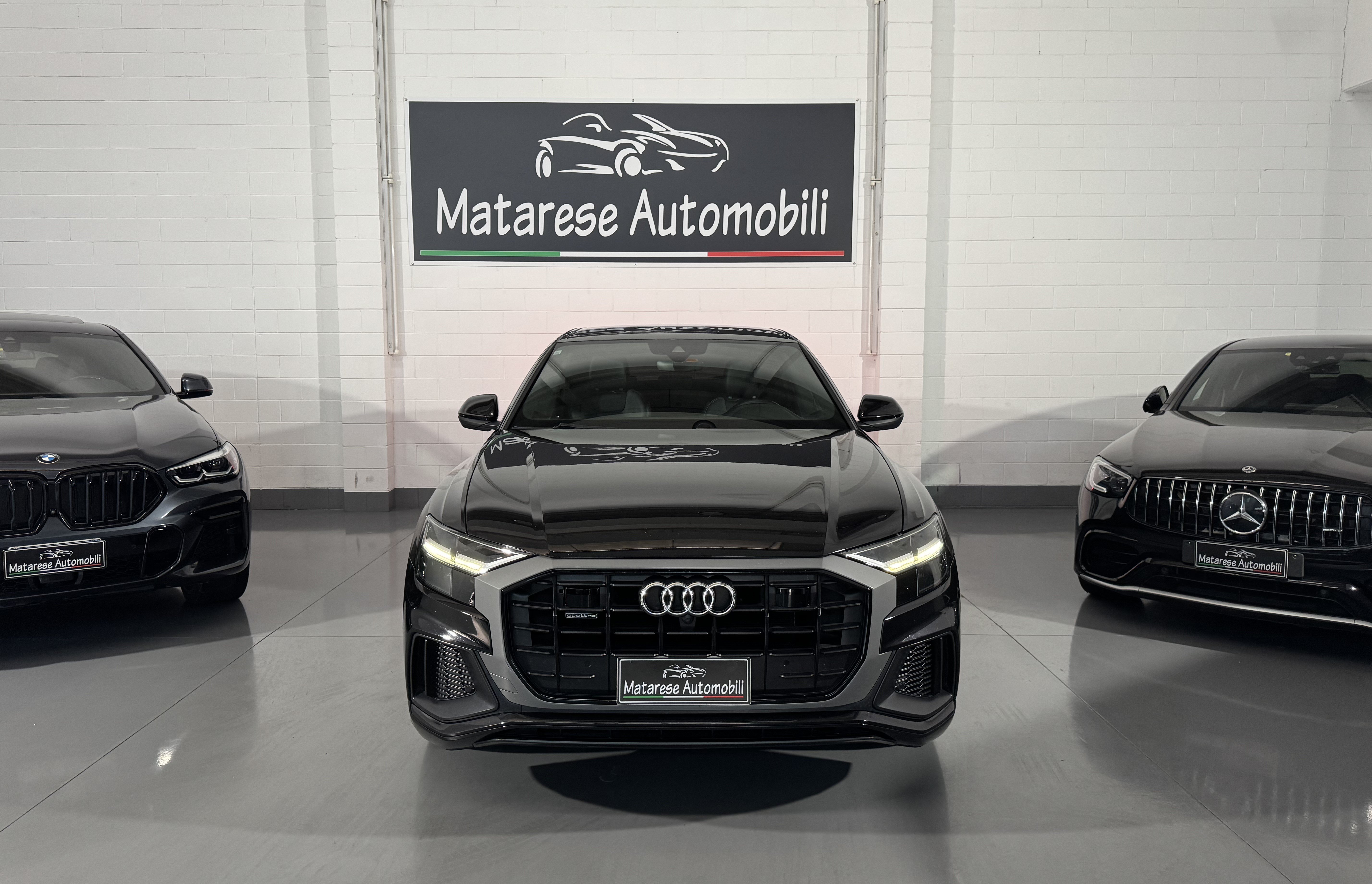 Audi Q8 S-Line Quattro 50 mhev tiptronic 3.0cc 286cv Finanziabile - foto 2 di 4