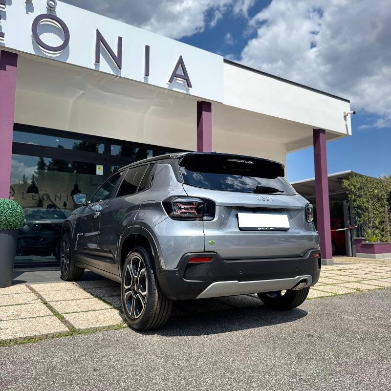 Jeep Avenger 1.2 t. e-hybr.mhev Summit fwd 110cv edct6 - foto 4 di 19