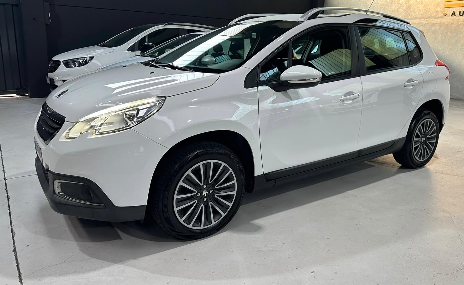 Peugeot 2008 Benzina Neopatentati - foto 3 di 4