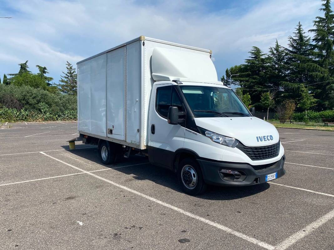 Iveco Daily 35 C14 3750 cab. E6d-temp - foto 2 di 24
