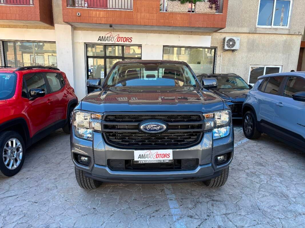 Ford Ranger 2.0 ecoblue doppia cabina XLT 4x4 170cv - foto 3 di 27