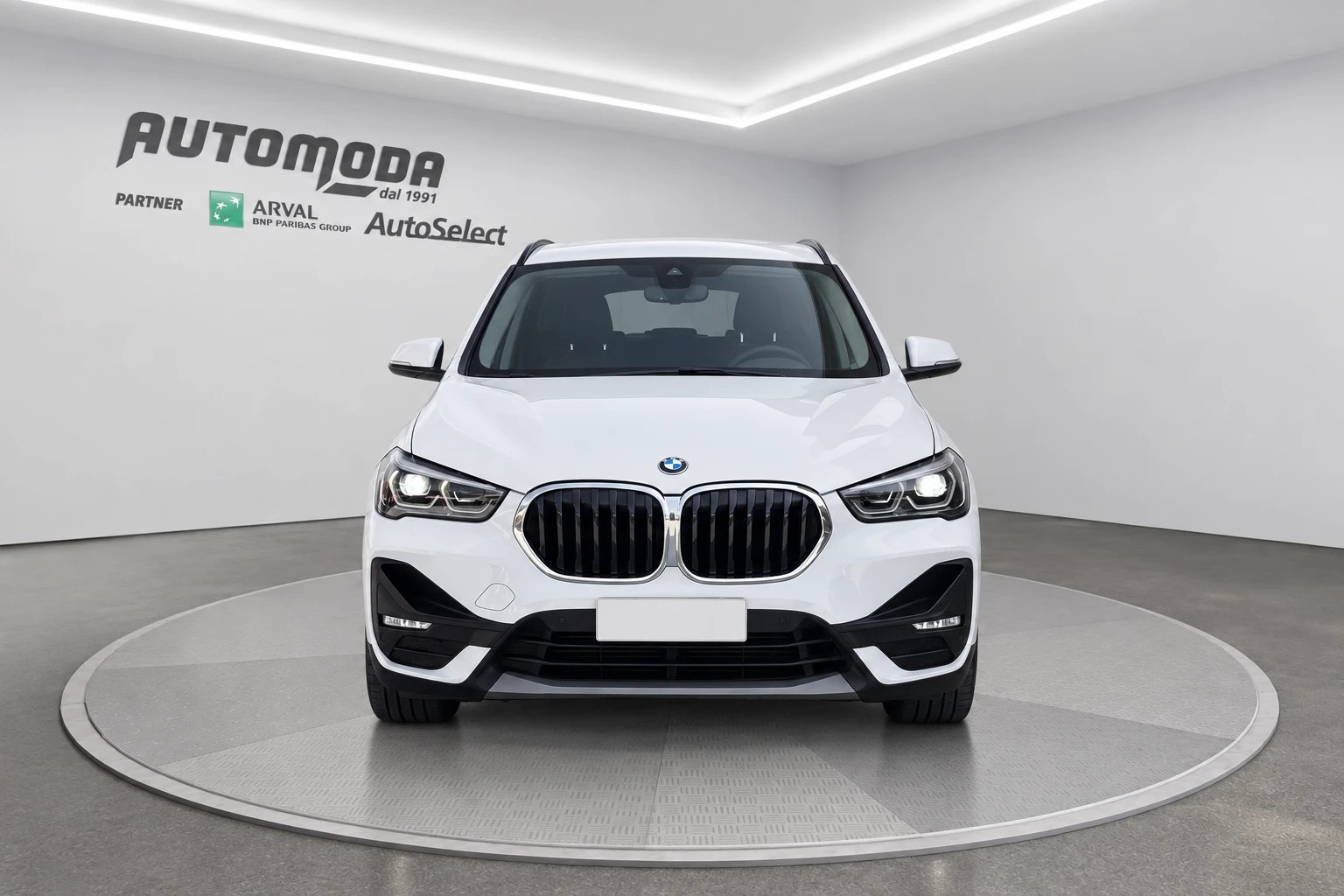 BMW X1 xdrive25e Business Advantage auto - foto 2 di 4